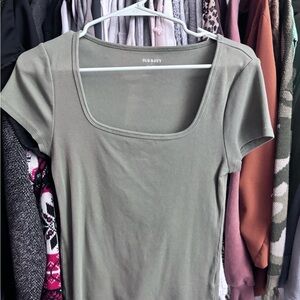 Old Navy Women's Olive Short Sleeve Tee